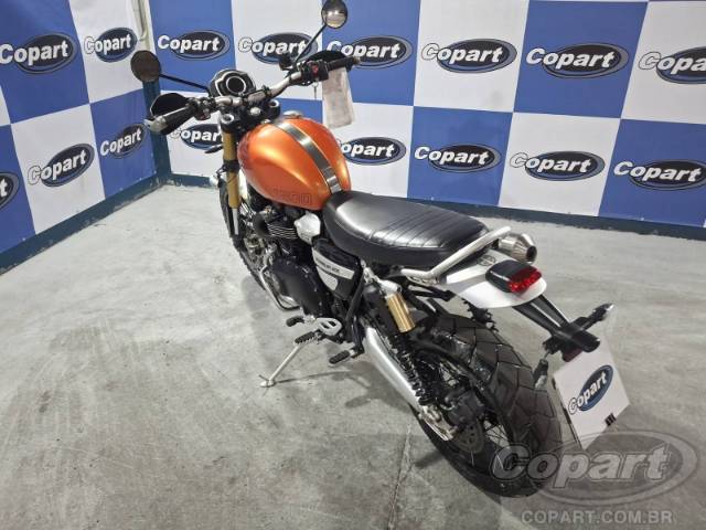 2024 TRIUMPH SCRAMBLER 