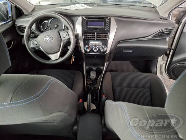 2019 TOYOTA YARIS SEDA 