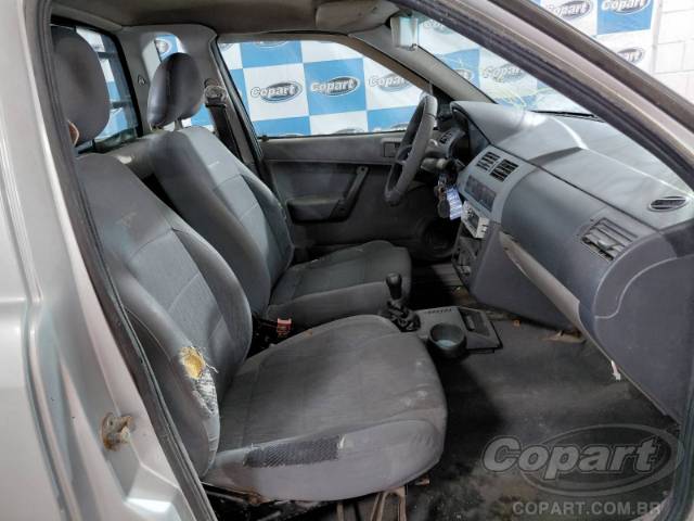 2003 VOLKSWAGEN SAVEIRO 