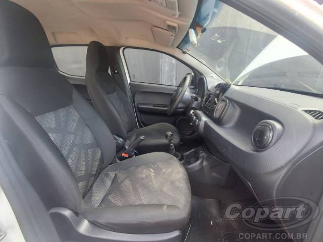 2017 FIAT MOBI 