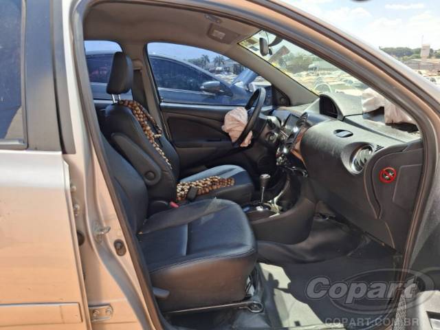 2017 TOYOTA ETIOS SEDA 