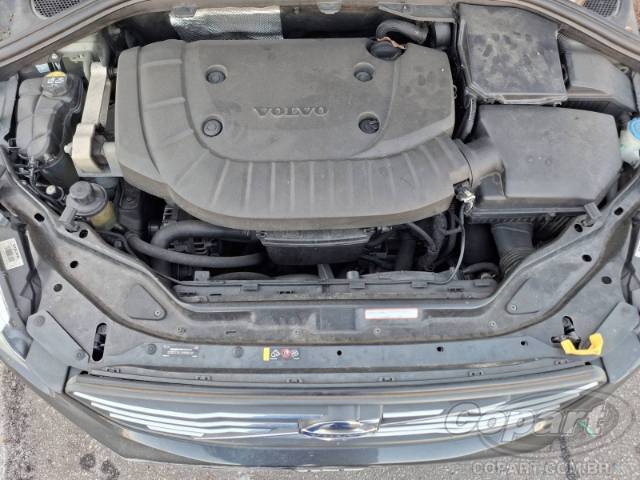 2017 VOLVO XC60 