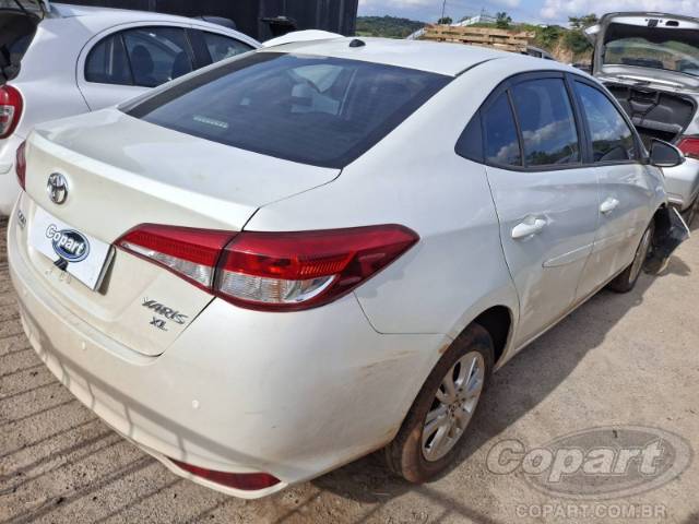 2019 TOYOTA YARIS SEDA 