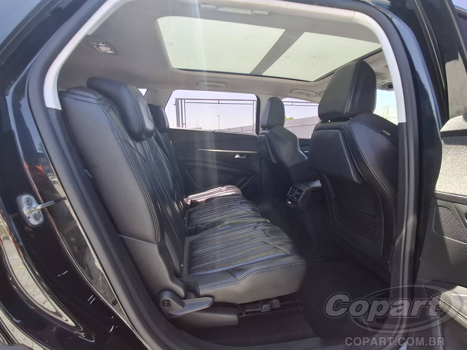 Foto 6 de 15: 2019 PEUGEOT 5008