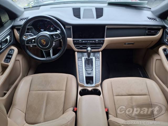 2021 PORSCHE MACAN 