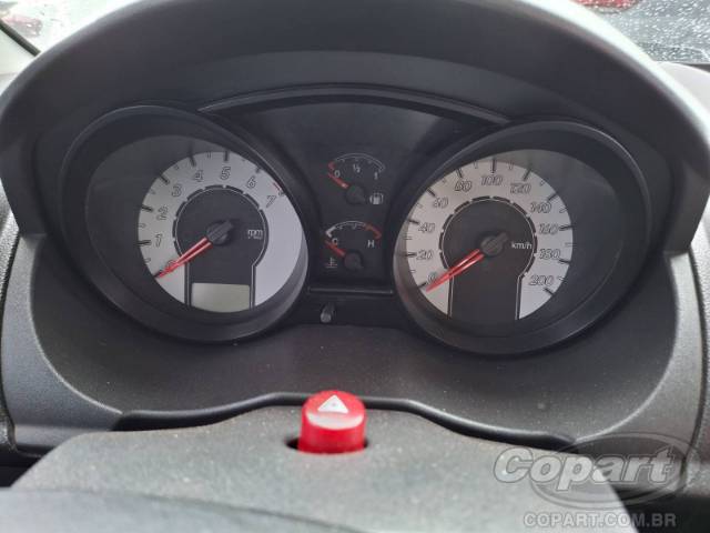 2009 FORD FIESTA SEDAN 