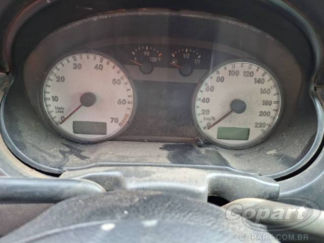 2005 VOLKSWAGEN SAVEIRO 