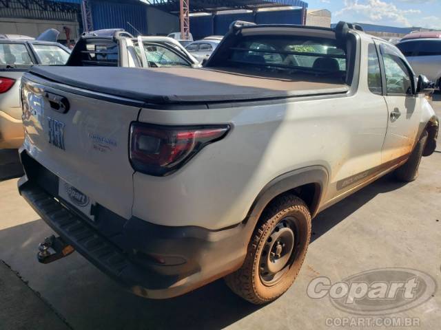 2022 FIAT STRADA 
