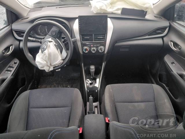 2019 TOYOTA YARIS SEDA 