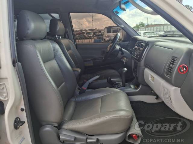 2011 MITSUBISHI PAJERO SPORT 