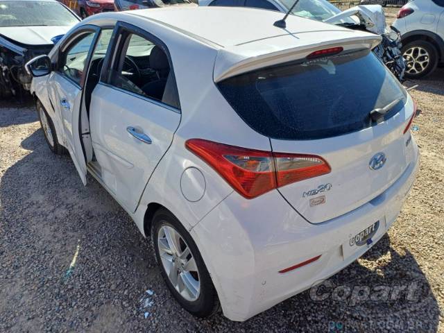 2014 HYUNDAI HB20 