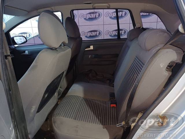2009 VOLKSWAGEN SPACEFOX 