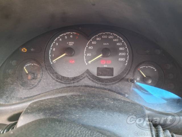 2005 CHEVROLET CLASSIC 