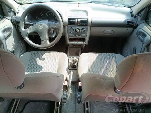 2010 CHEVROLET CLASSIC 