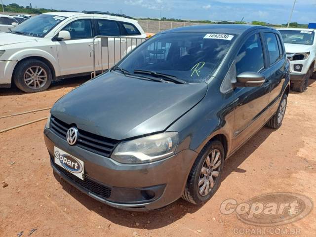 2014 VOLKSWAGEN FOX 