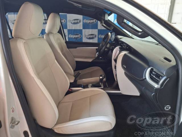 2018 TOYOTA HILUX SW4 