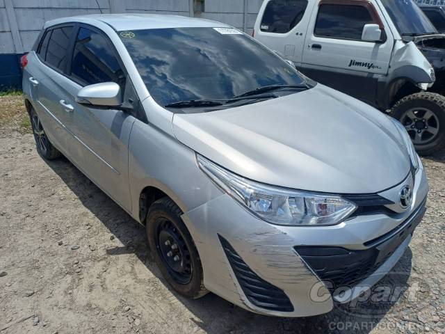2021 TOYOTA YARIS 