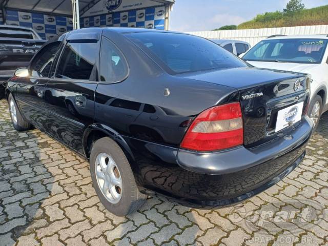 1997 CHEVROLET VECTRA 