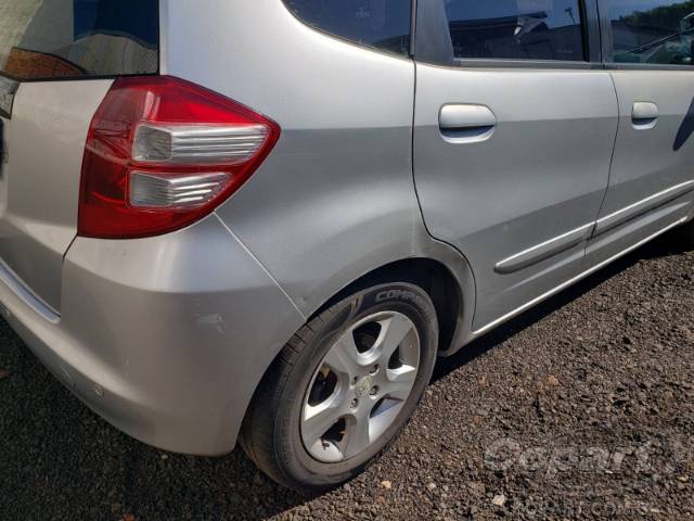 2011 HONDA FIT 
