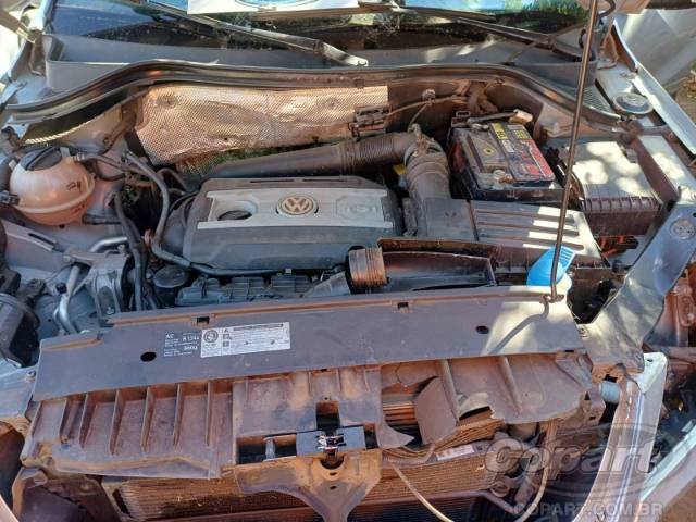 2011 VOLKSWAGEN TIGUAN 