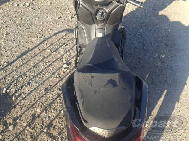 2025 YAMAHA XMAX 
