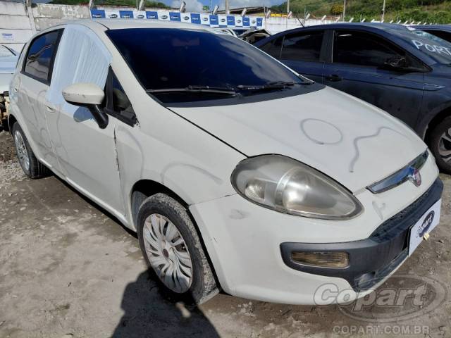2015 FIAT PUNTO 
