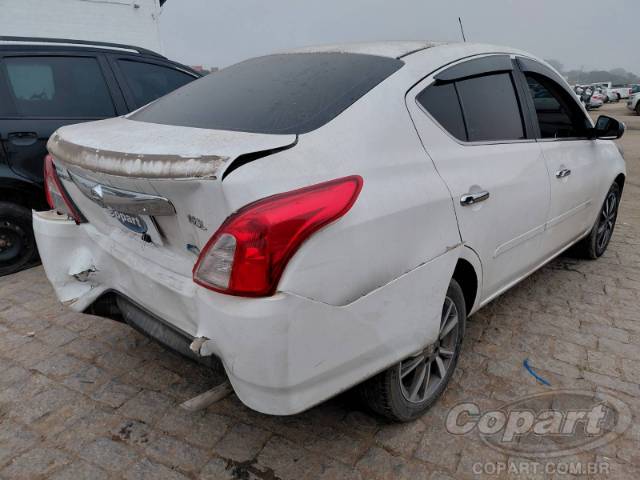 2018 NISSAN VERSA 