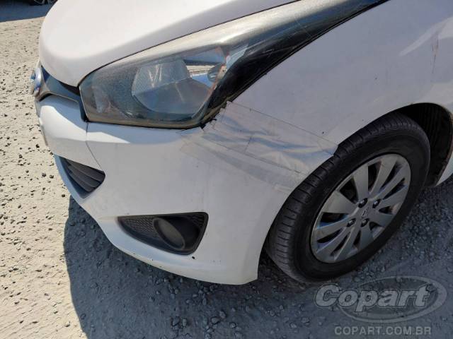 2015 HYUNDAI HB20 