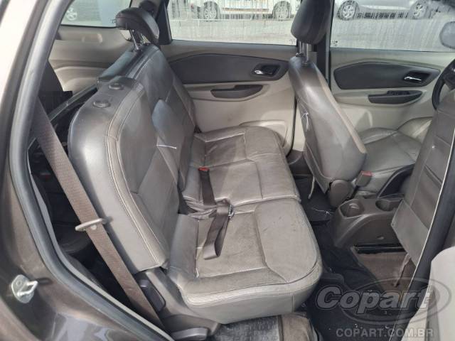 2015 CHEVROLET SPIN 