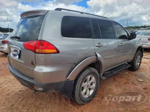 2013 MITSUBISHI PAJERO DAKAR 