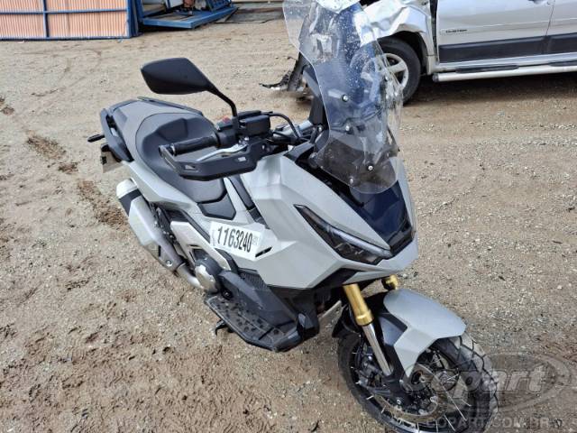 2026 HONDA X-ADV 