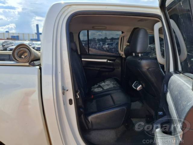 2022 TOYOTA HILUX CD 