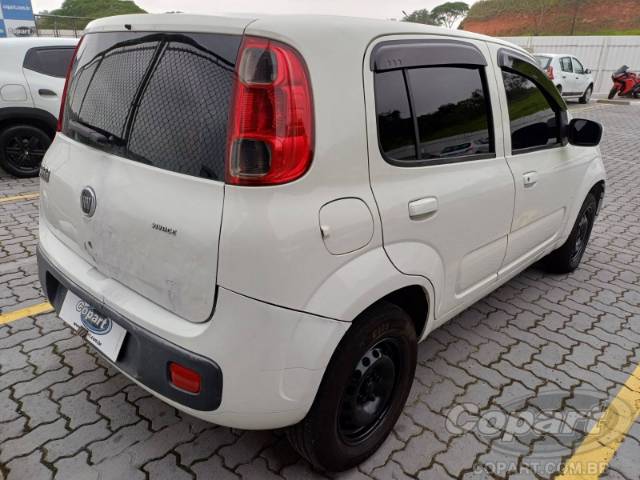 2016 FIAT UNO 