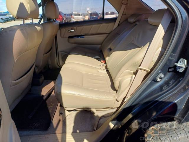 2012 TOYOTA HILUX SW4 