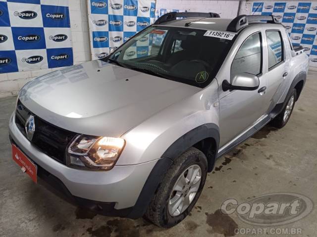 2022 RENAULT DUSTER OROCH 