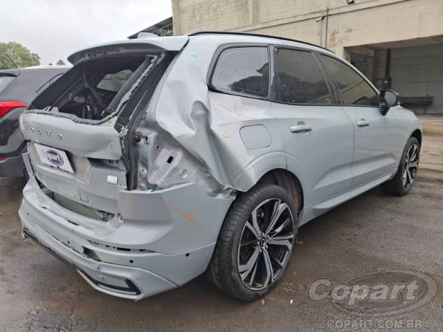 2024 VOLVO XC60 