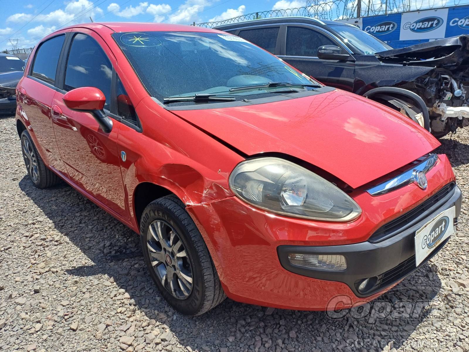 Veículo Fiat Punto Fiat Punto Attractive 1.4 Evo 2013 2013 em leilão