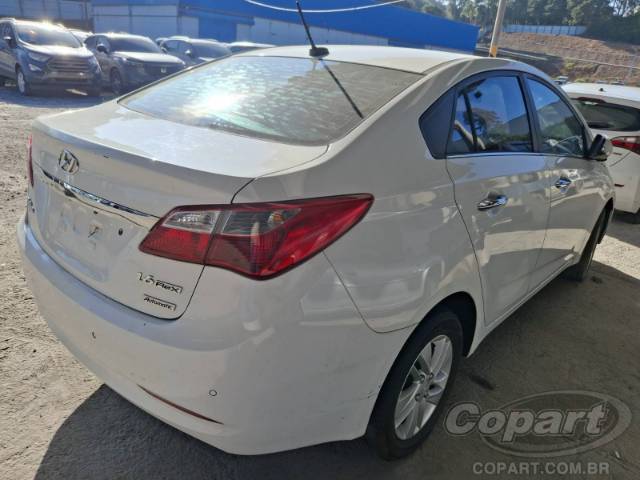 2014 HYUNDAI HB20S 