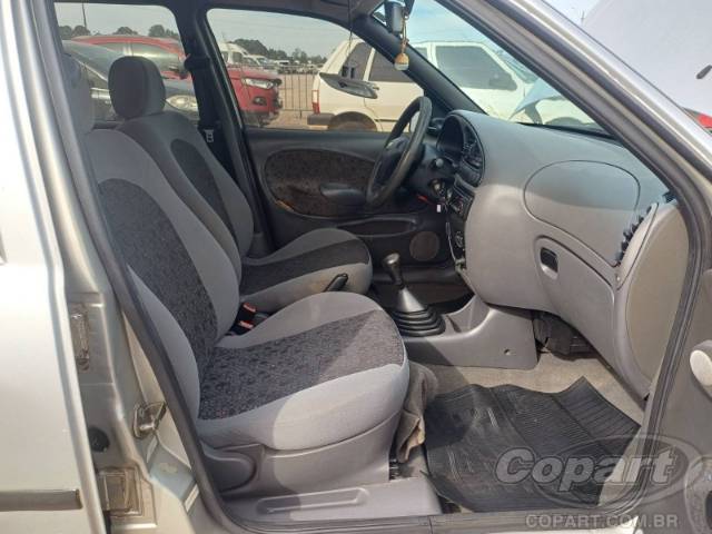 2002 FORD FIESTA 