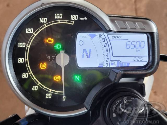 2025 TRIUMPH SPEED 