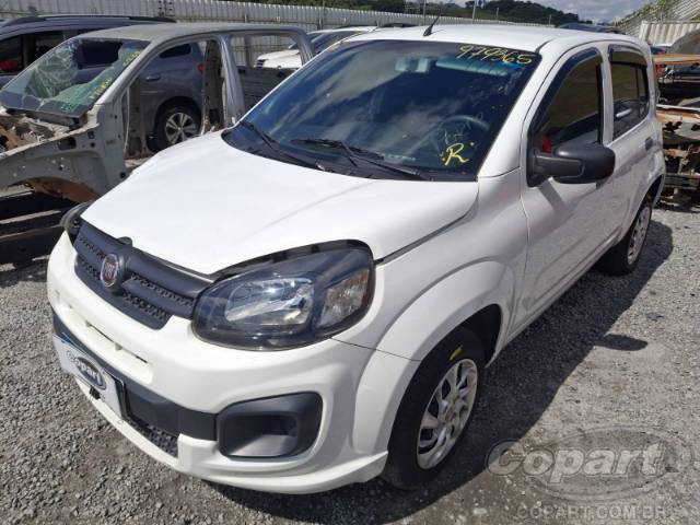 2021 FIAT UNO 