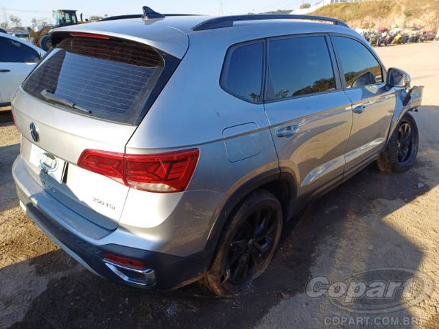 2022 VOLKSWAGEN TAOS 