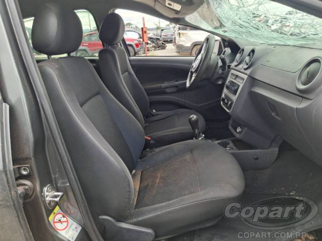 2015 VOLKSWAGEN GOL 