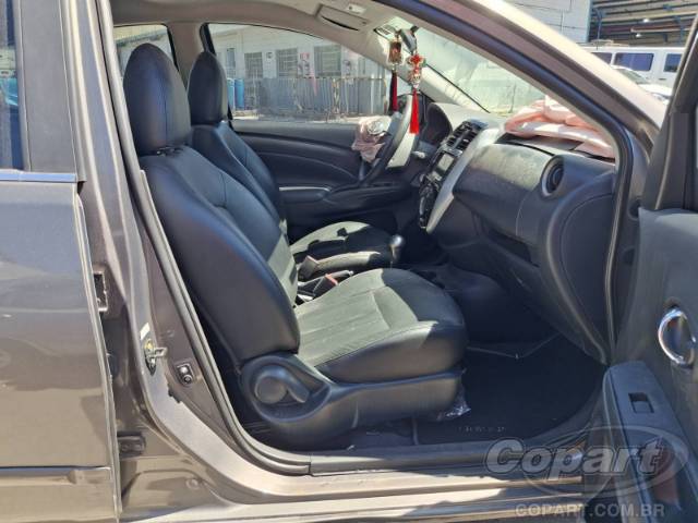 2017 NISSAN VERSA 