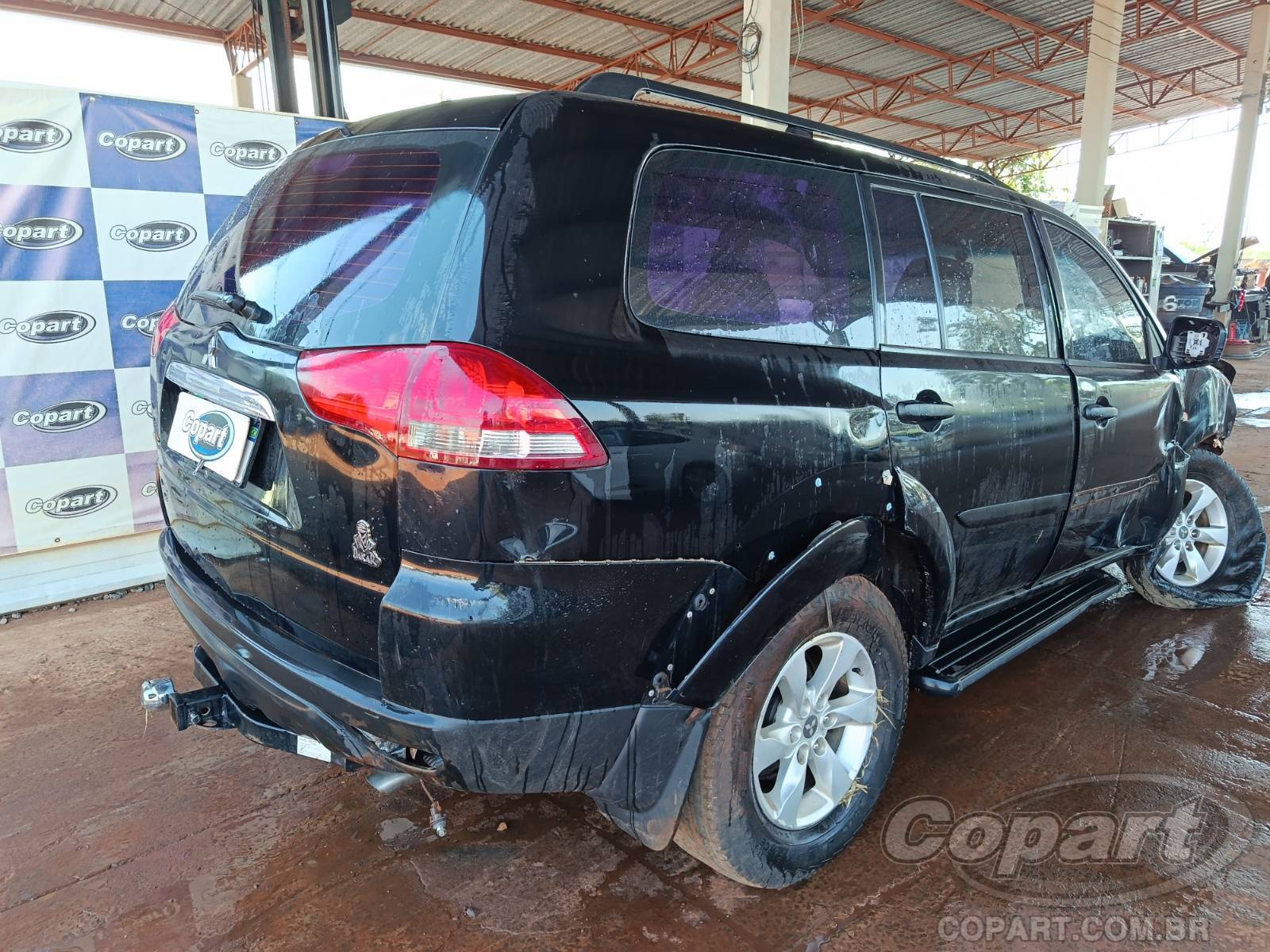 Foto 4: 2014 MITSUBISHI PAJERO DAKAR