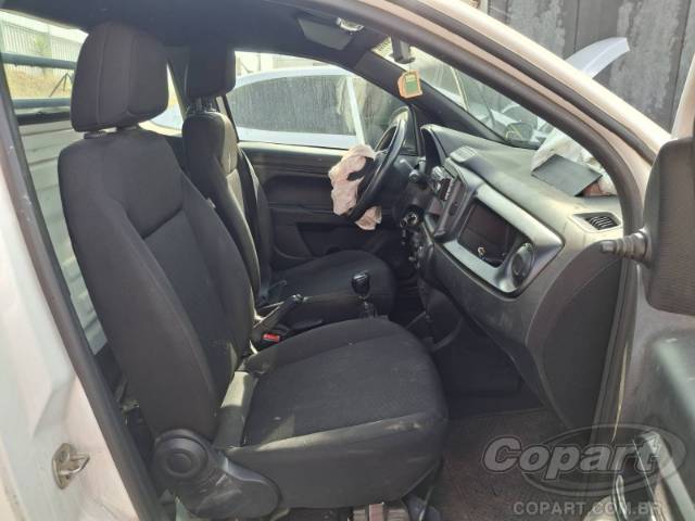 2023 FIAT STRADA 