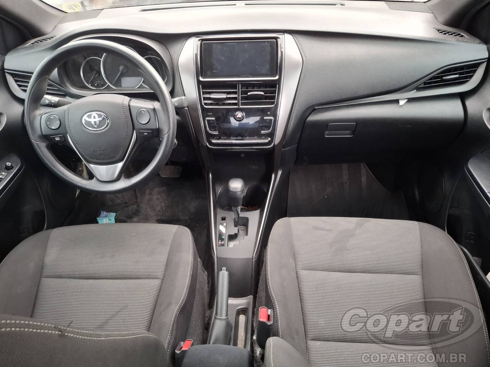 2025 TOYOTA YARIS — foto 9 de 10