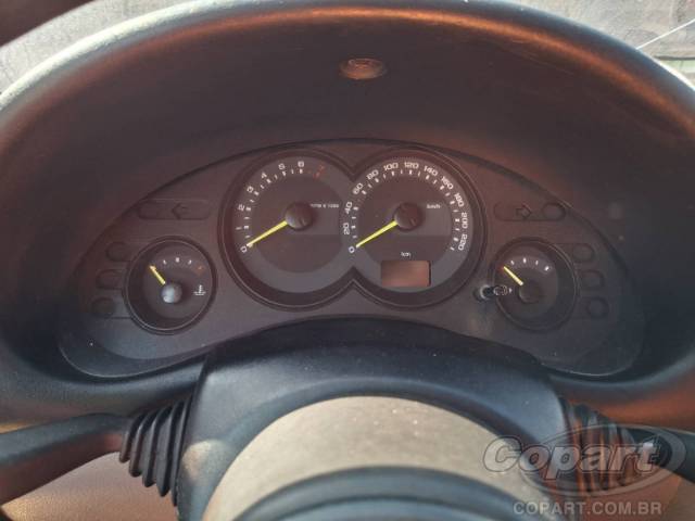 2011 CHEVROLET CLASSIC 