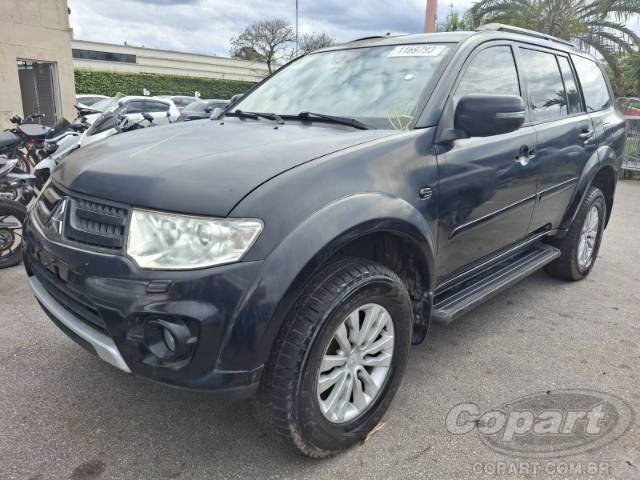 2016 MITSUBISHI PAJERO 
