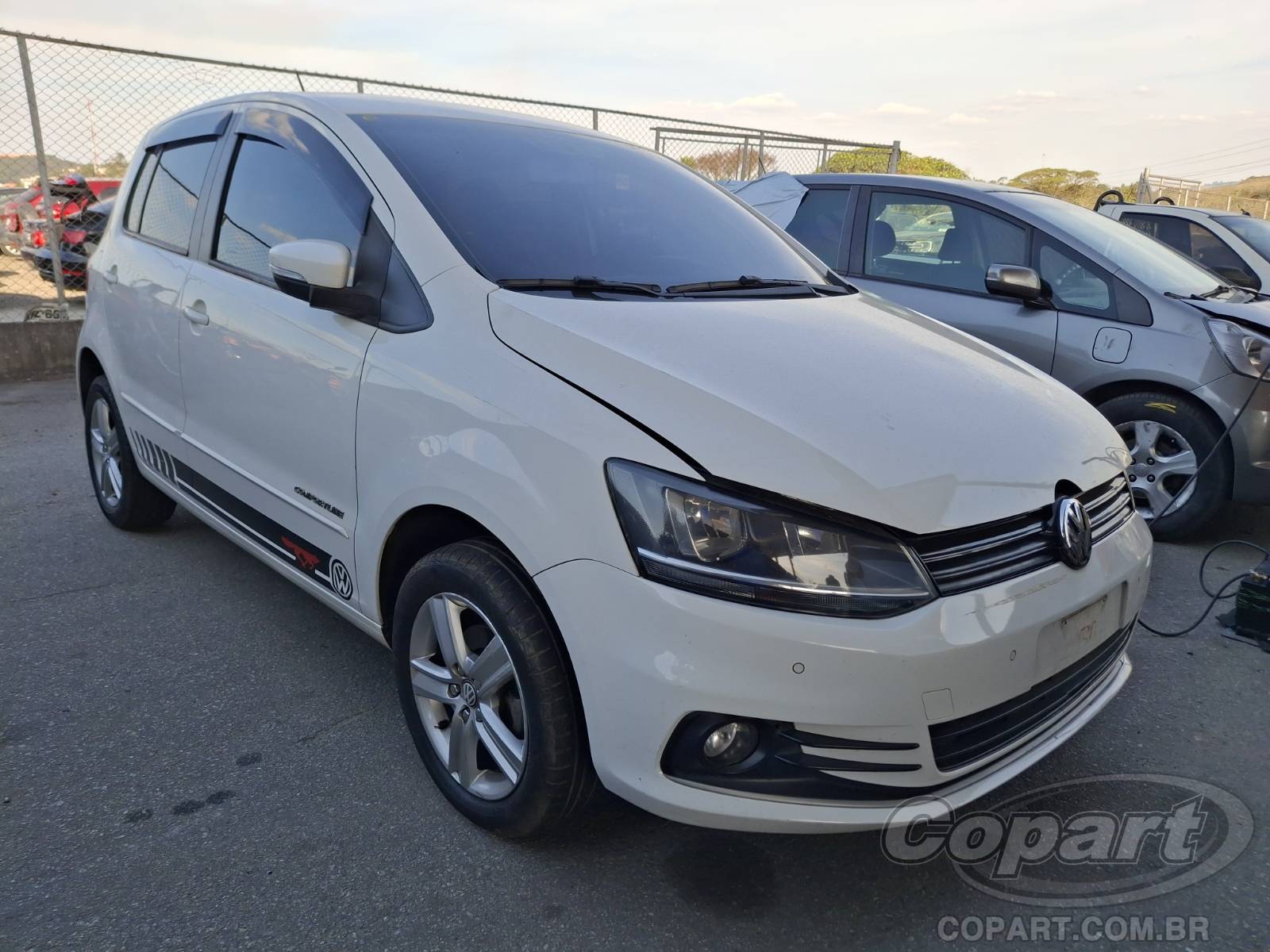 Veículo VW - VolksWagen Fox Volkswagen Fox 1.6 MSI 2015 2015 em leilão